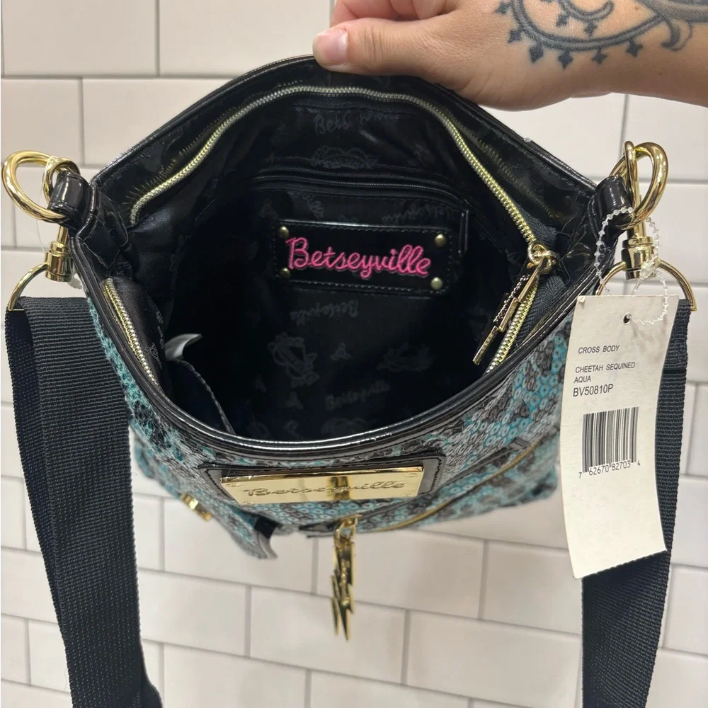 Betsey Johnson Teal Leopard Crossbody Bag - Picture 6 of 7
